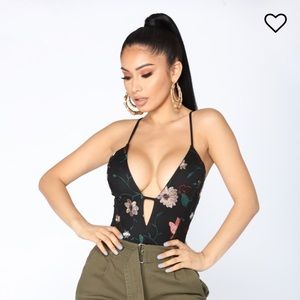 NEW Fashion Nova Floral Cutout Bodysuit